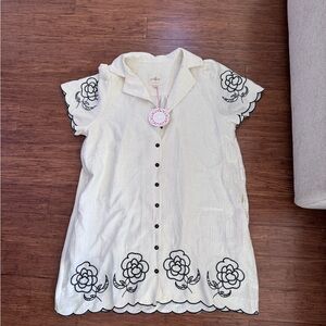 Umgee White Blouse with Black Floral Embroidery